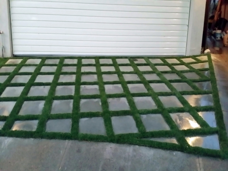 Fake Grass Carpet Winton, California Gardeners, Front Yard Ideas