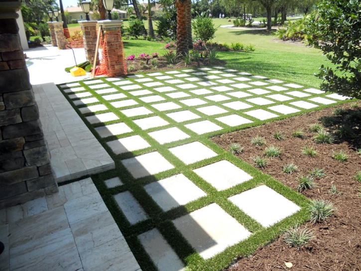 Green Lawn Ballico, California Lawns, Pavers