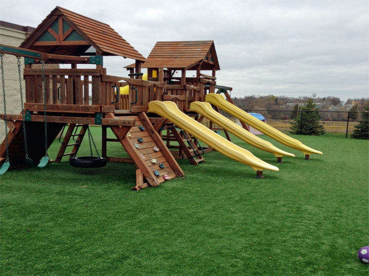 Plastic Grass Atwater, California Kids Indoor Playground, Commercial Landscape